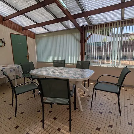 Prázdninový dům Maison Spacieuse 8 Pers Avec Jardin, Animaux Admis - Fr-1-540-256
