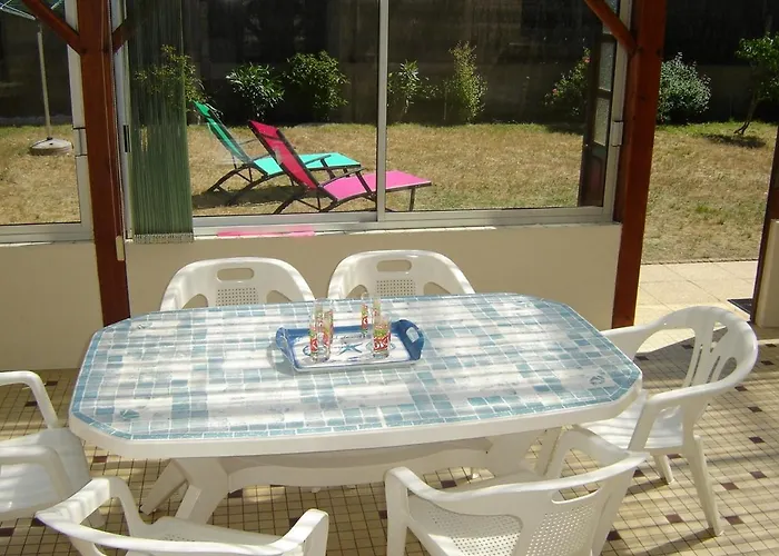 Vakantiehuis Maison Spacieuse 8 Pers Avec Jardin, Animaux Admis - Fr-1-540-256 *