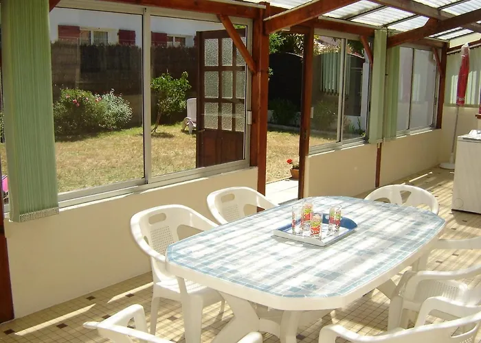 Maison Spacieuse 8 Pers Avec Jardin, Animaux Admis - Fr-1-540-256 *